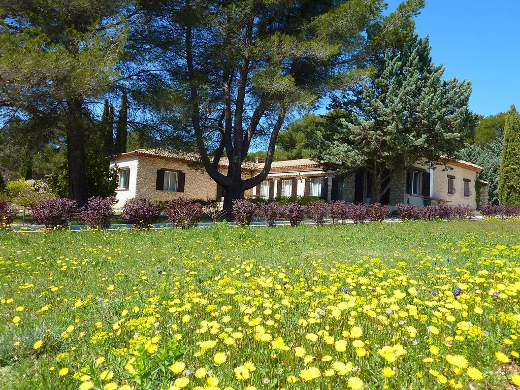مبيت وإفطار Puget Les Mazets Du Luberon المظهر الخارجي الصورة